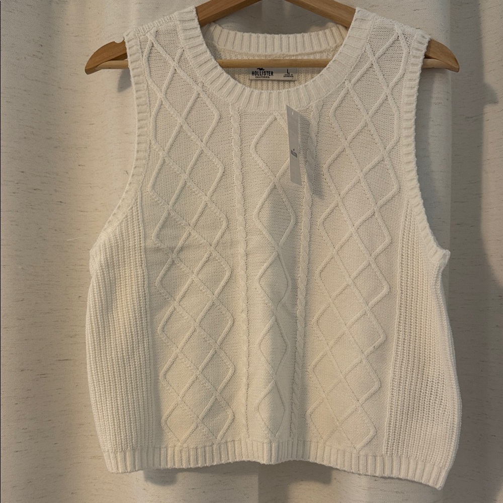 Hollister Cream Cable Knit Sweater Vest